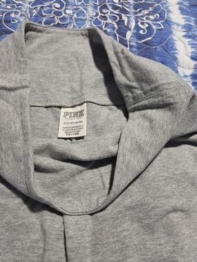PINK Victoria's Secret Men's Heather Gray Turtleneck Sweater